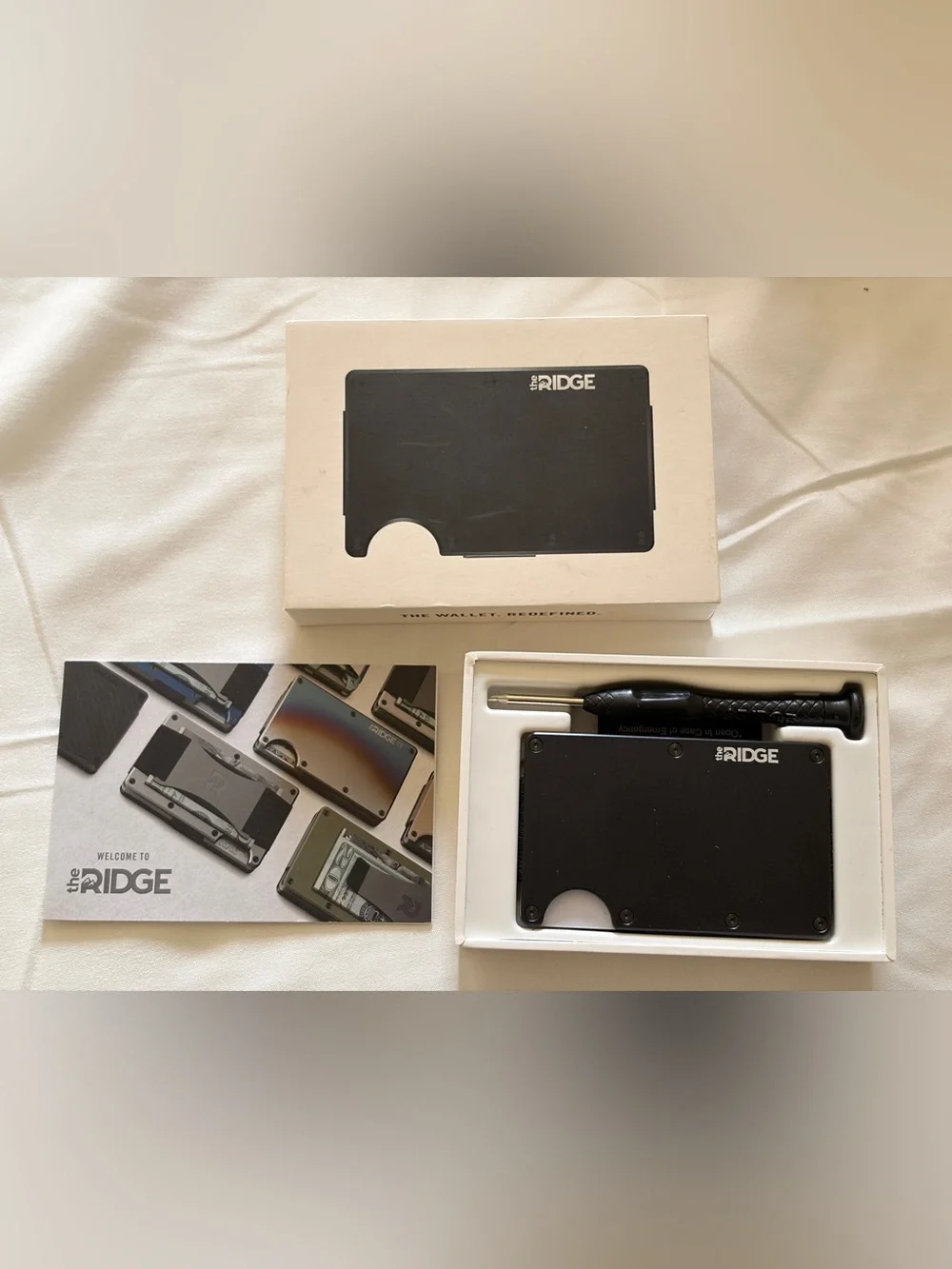 THE RIDGE ALUMINUM BLACK WALLET